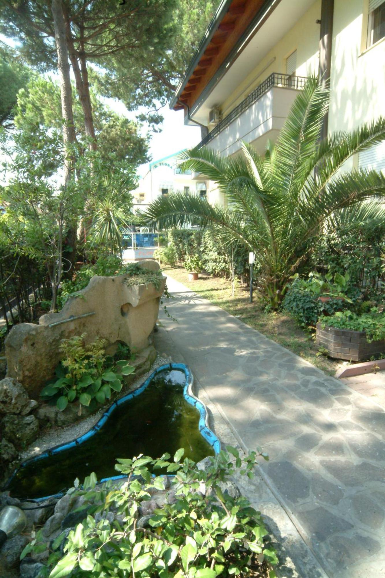 Hotel Flora Milano Marittima Exteriér fotografie