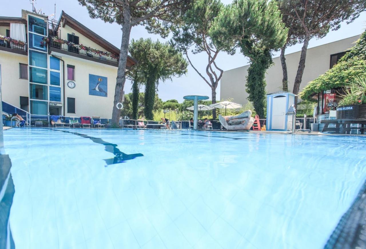Hotel Flora Milano Marittima Exteriér fotografie